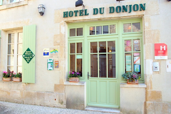 Hotel Du Donjon