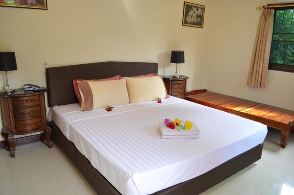 Home Stay Stc Bed And Breakfast
