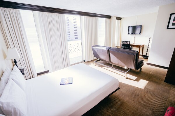Hotel Stay Waikiki