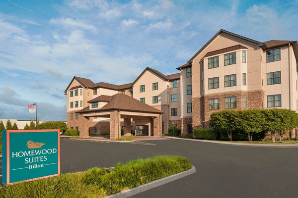 Homewood Suites by Hilton Carle Place - Garden City NY