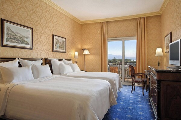 Delta Hotels By Marriott Giardini Naxos