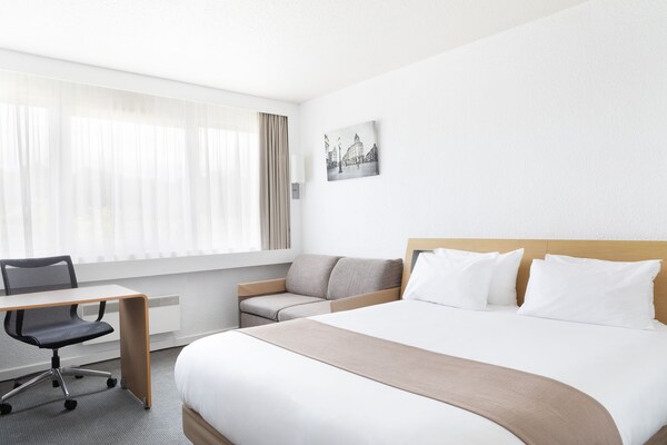 Holiday Inn Lille Ouest Englos, An Ihg Hotel