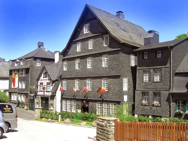 Hotel Graf Rolshausen