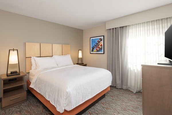 Candlewood Suites Anaheim - Resort Area, An Ihg Hotel