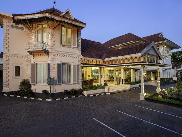 The Phoenix Hotel Yogyakarta - Mgallery Collection