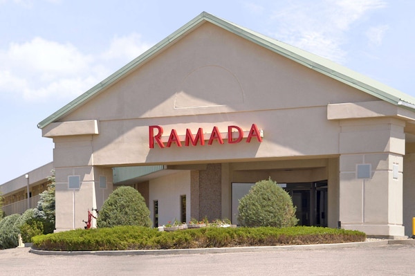 Hotel Ramada Sterling