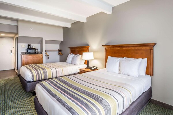 Country Inn & Suites By Radisson, Virginia Beach Oceanfront, Va