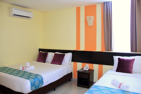 Hotel Sun Inns Pasir Penambang