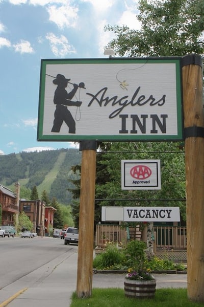 Hotel Anglers Inn
