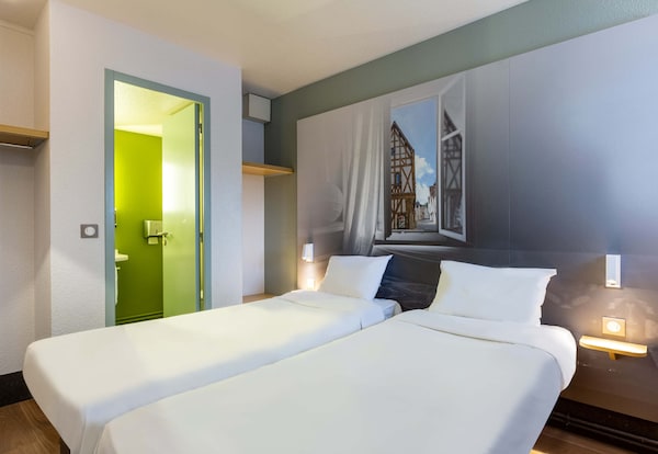 B&B HOTEL Chartres Le Coudray