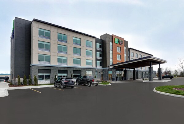 Holiday Inn Express And Suites Collingwood