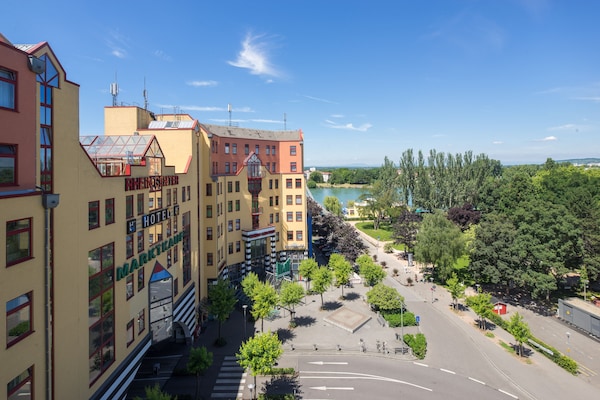 Maximilian Hotel & Apartments Weil Am Rhein / Basel