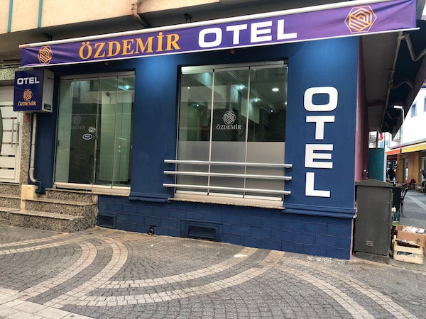 Ozdemir Otel