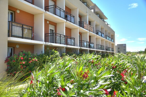 Kosy Appart'Hotels - Campus Del Sol Esplanade