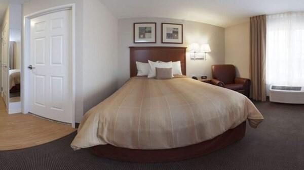 Candlewood Suites Champaign-Urbana University Area, An Ihg Hotel