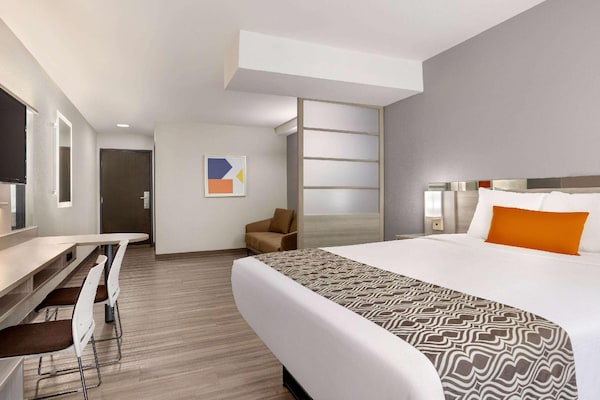 Microtel Inn & Suites By Wyndham Raleigh