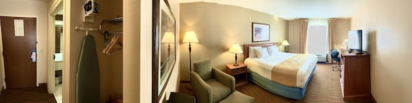 Days Inn & Suites by Wyndham Cuba