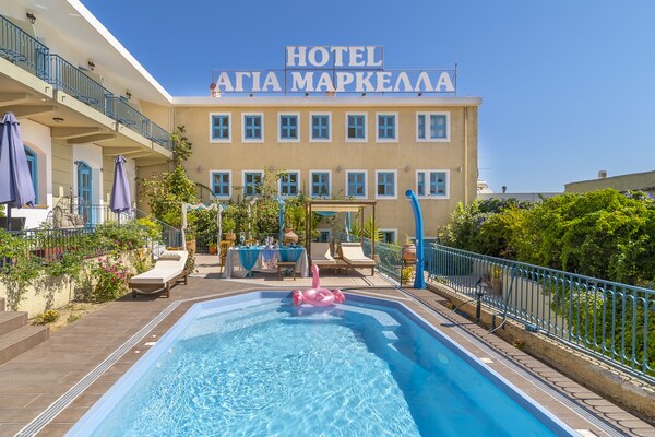 Hotel Agia Markella