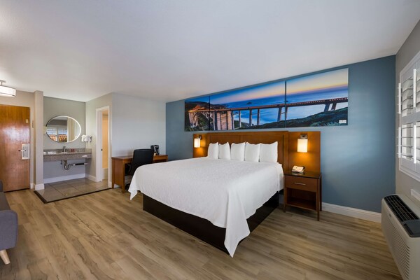 Pacific Coast Roadhouse SureStay Collection by Best Western