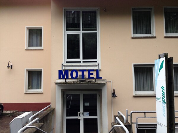 Rasthof und Motel Fernthal