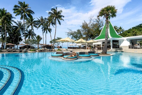 Le Meridien Phuket Beach Resort