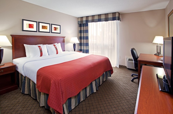 Holiday Inn Cincinnati-Eastgate, an IHG Hotel