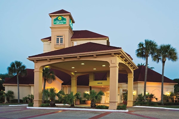 La Quinta Inn & Suites Jacksonville Butler Blvd