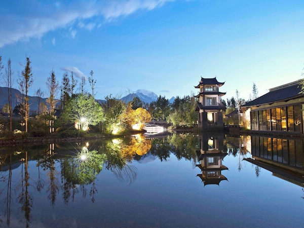 Pullman Lijiang Resort And Spa