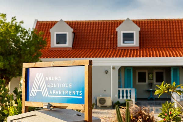 Aruba Boutique Apartments - Adults Only