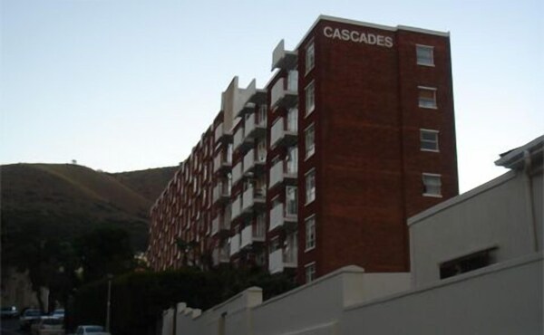 Cascades Apartments By Propr