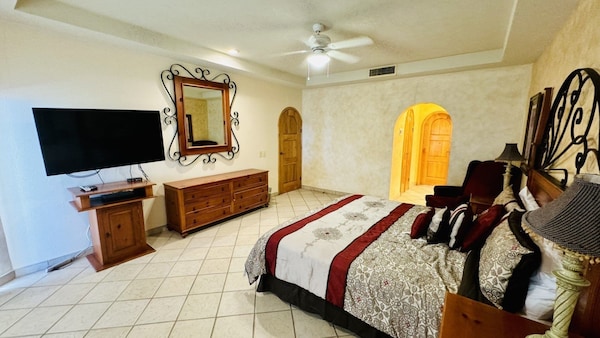Stunning 4 Bedroom Beach Villa On Sandy Beach At Las Palmas Beachfront Resortv18