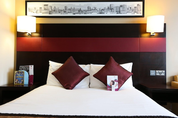 Crowne Plaza Manchester Airport, An Ihg Hotel