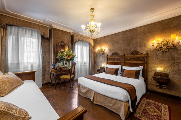 Palazzo Bembo - Exclusive Accommodation