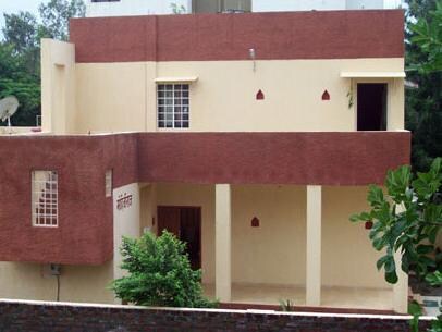 Mohiniraj Guest House