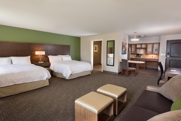 Staybridge Suites - Wisconsin Dells - Lake Delton, An Ihg Hotel