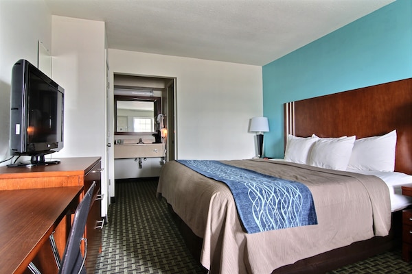 Hotel Comfort Inn and Suites Austintown
