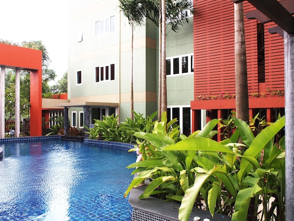 Hotel Phuket Ecozy