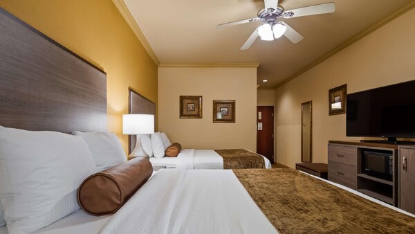 Best Western Crown Colony Inn & Suites
