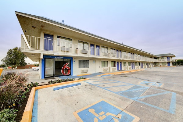 Motel 6-San Marcos, Tx