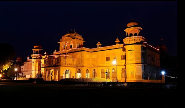 Hotel The Lallgarh Palace
