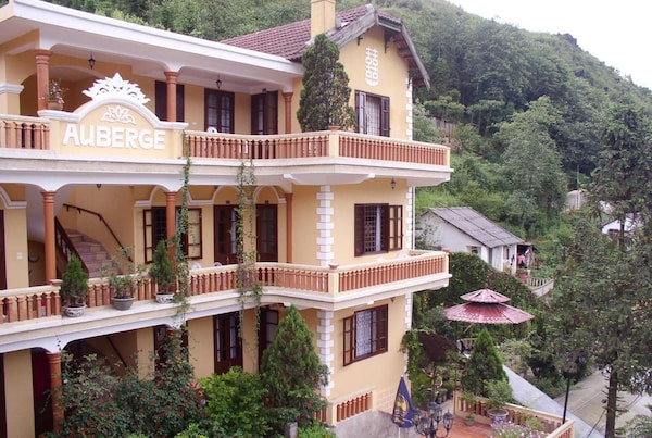 Hotel Auberge Dang Trung