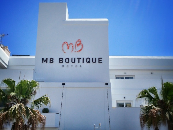 MB Boutique Hotel - Adults Recommended
