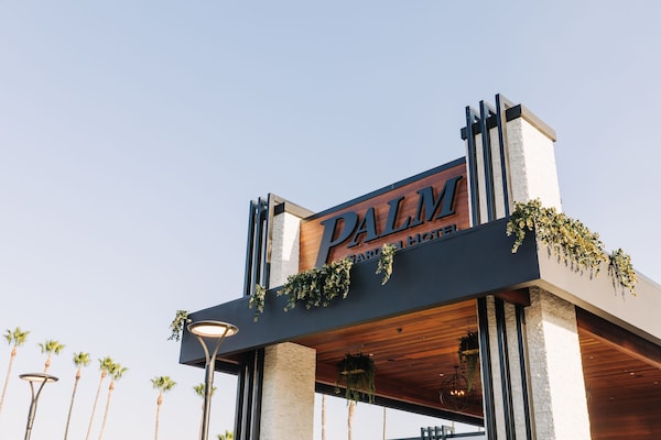 Hotel Palm Garden