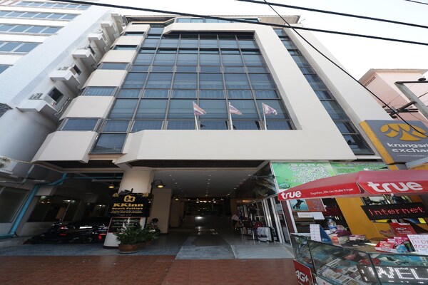 Oyo 128 Kkinn South Pattaya Hotel