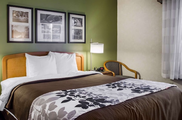 Hotel Sleep Inn & Suites Bensalem