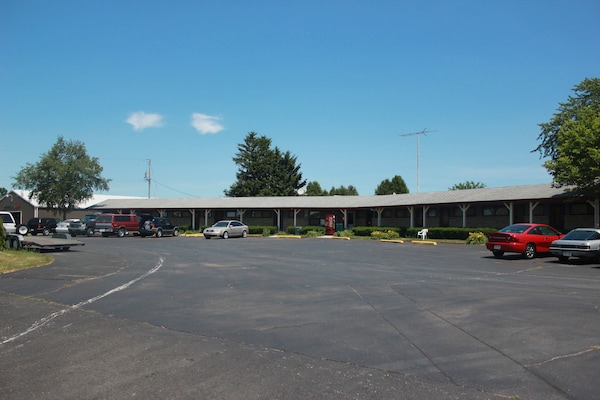 WISCONSIN AIRE MOTEL