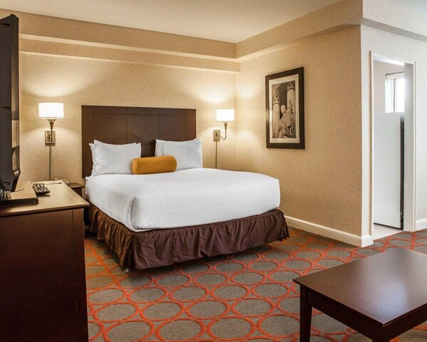 The Virginian Suites an Ascend Hotel Collection Member
