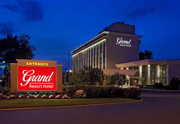 Grand Resort Hotel - Mt Laurel - Philadelphia