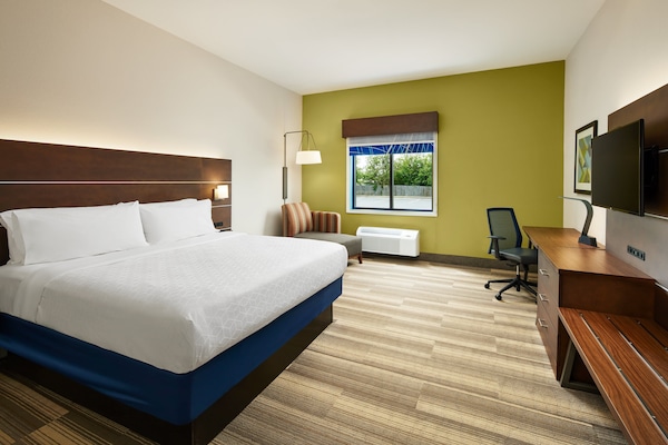 Holiday Inn Express & Suites Panama City-Tyndall