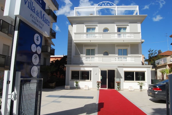 Hotel Residence Villa Del Mare